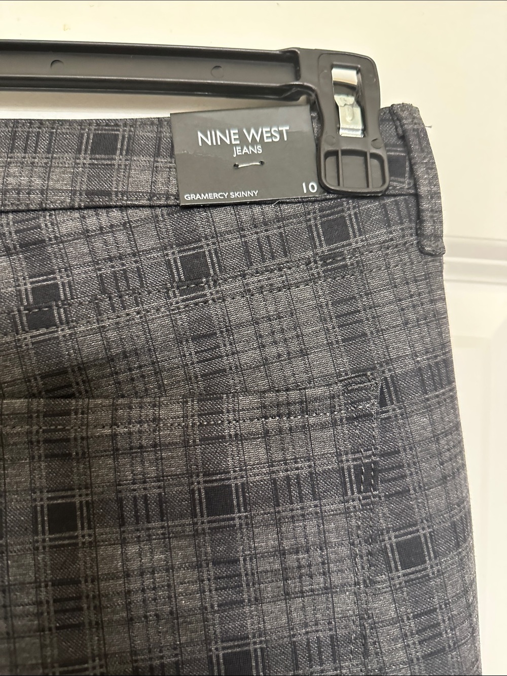 Nine West Women’s Gramercy Skinny Plaid Slim Fit Jeans - Size 10 - Picture 7 of 7